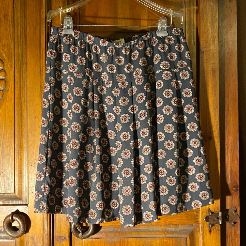 LOFT Pull-on Printed Flowy A-line Skirt - M